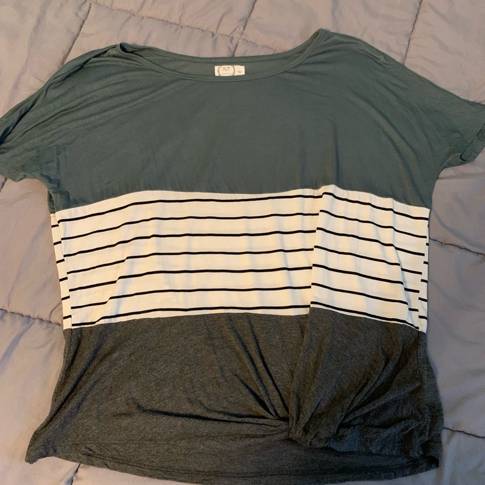 Women’s Maurice’s 24/7 Knot Hem Tee